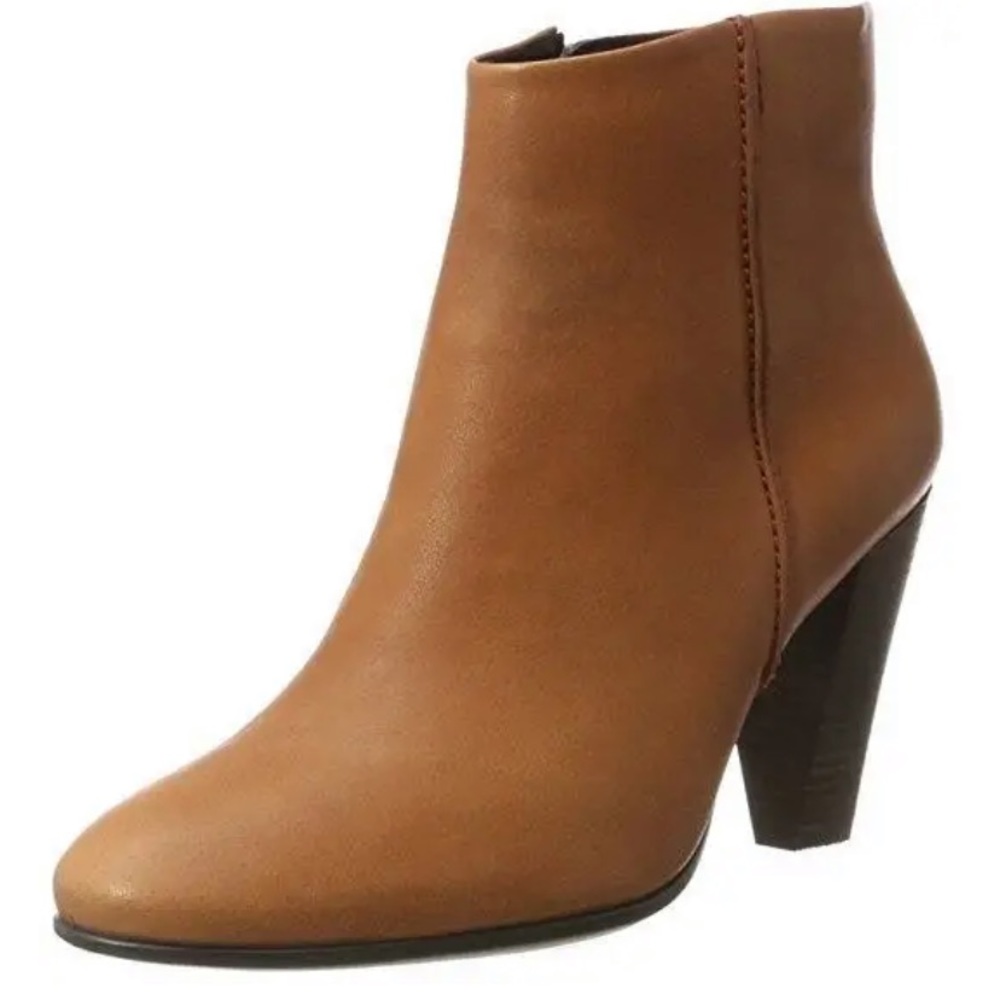 Ecco Cognac Side Zipper Ankle Booties! Size 9/ 40